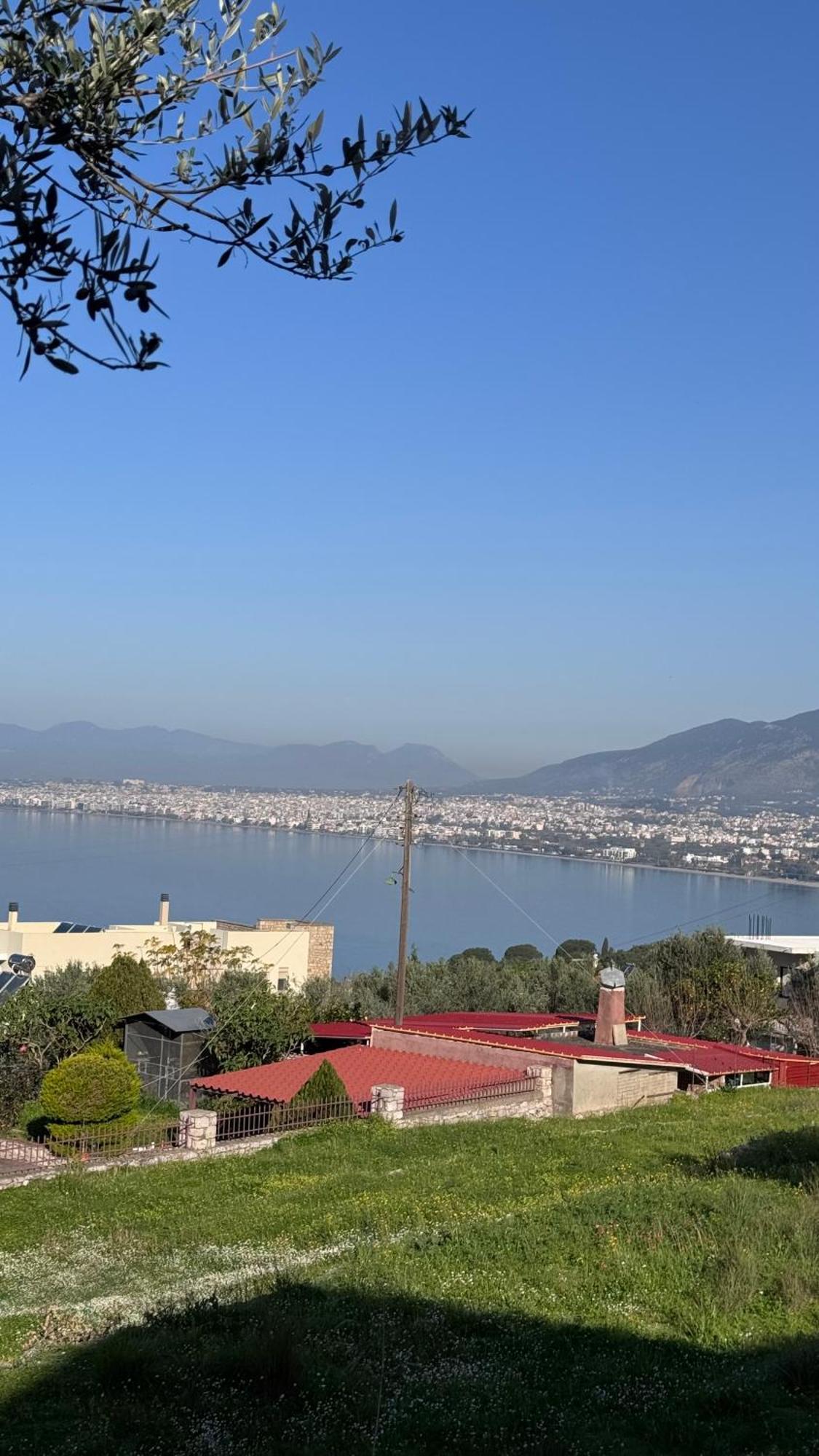 Verga Apartments & Suites Каламата Экстерьер фото